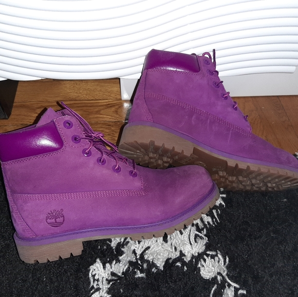 Purple timberlands - Picture 8 of 13
